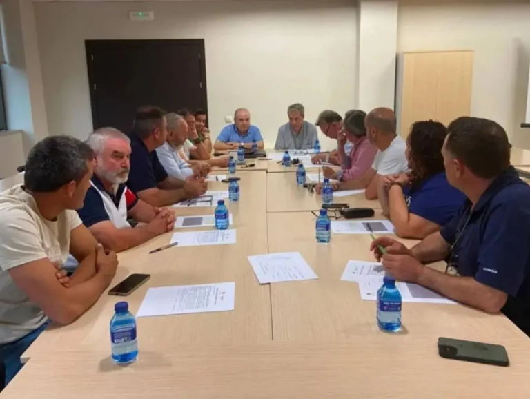 Arrancan las cotizaciones de la Lonja de Melón y Sandía de Castilla-La Mancha Reunión de la Mesa de Precios de la Lonja de Melón y Sandía de Castilla-La Mancha en Manzanares, noticia de actualidad agraria.